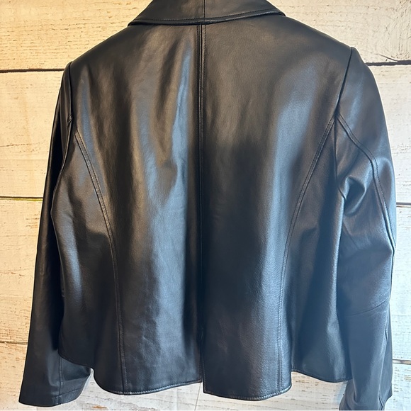 JESSICA LONDON Leather “Buttery Soft” Black Cropped Jacket Size 18 - Picture 3 of 10